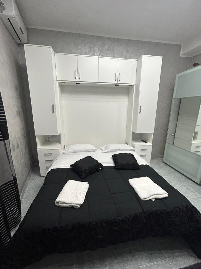 Da Concettina House Appartement Napels Buitenkant foto