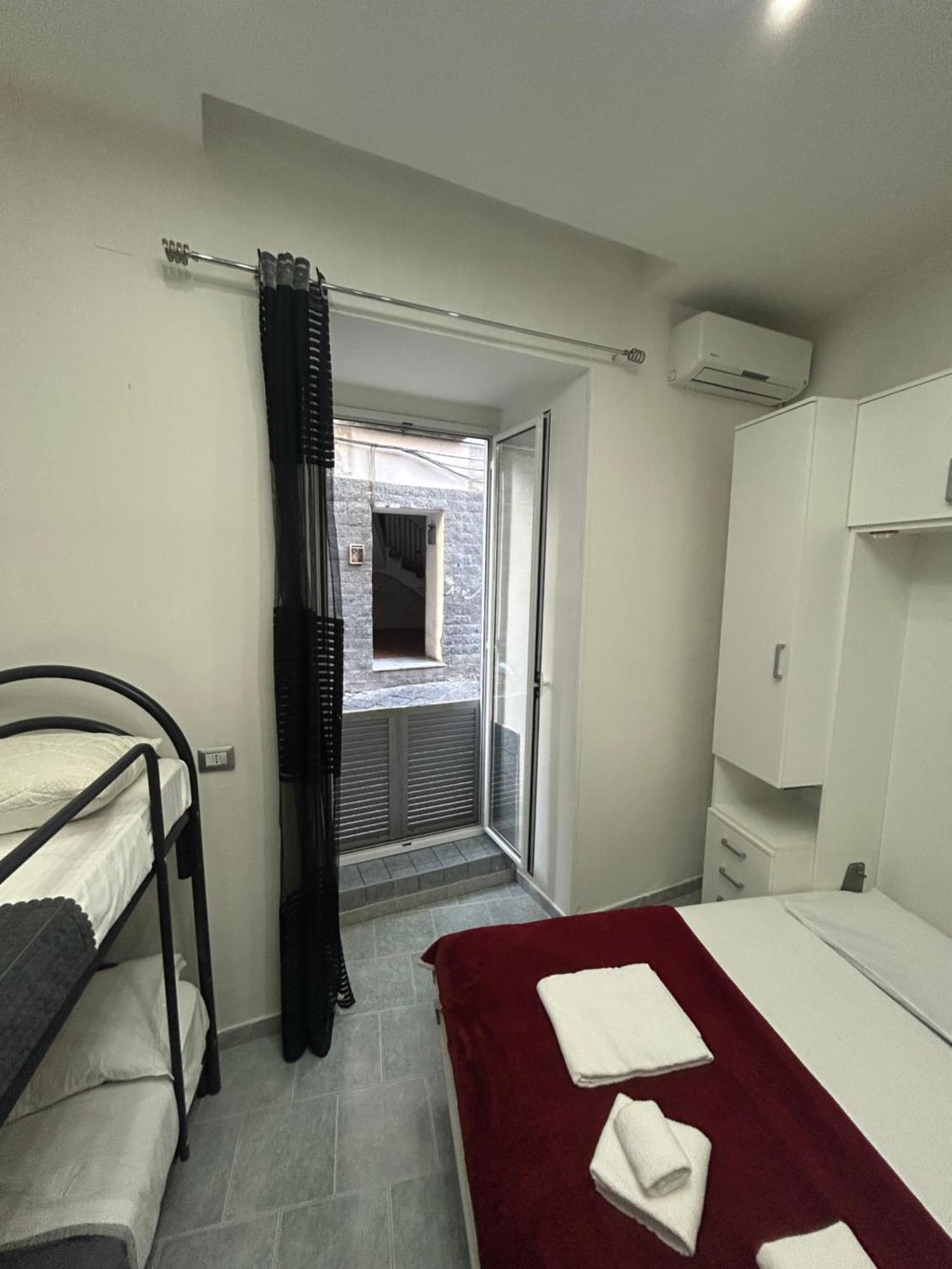 Da Concettina House Appartement Napels Buitenkant foto
