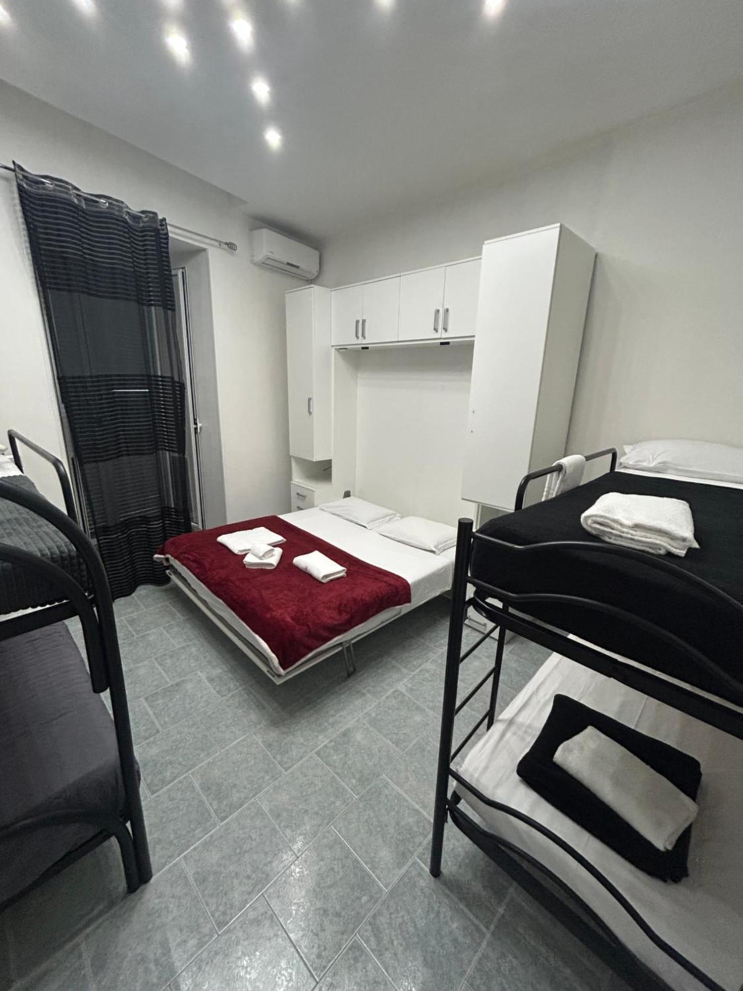 Da Concettina House Appartement Napels Buitenkant foto